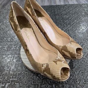 🐢 Cole Haan Carma Air Croc Embossed Pumps Size 9.5  3.25" heel